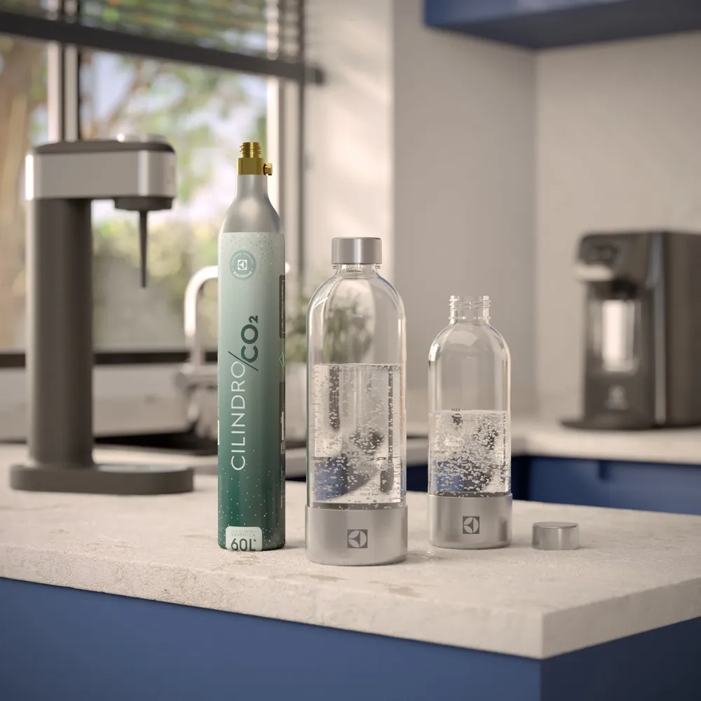 Garrafa Plástica Electrolux para Máquina de Gaseificar Água 1L