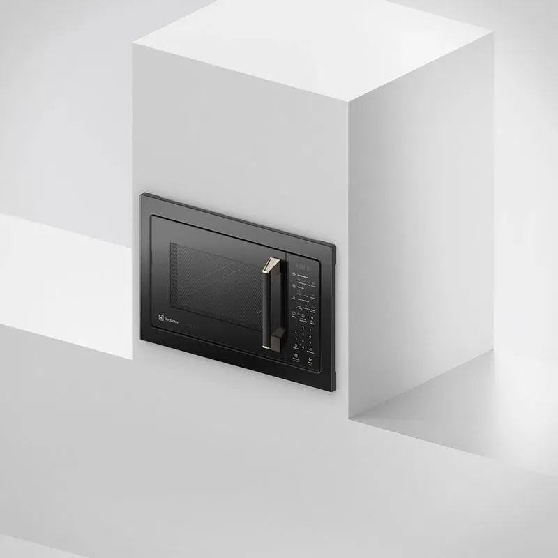 Micro-ondas de Embutir Electrolux 34L Preto com Grill Pro Series (MV43T)