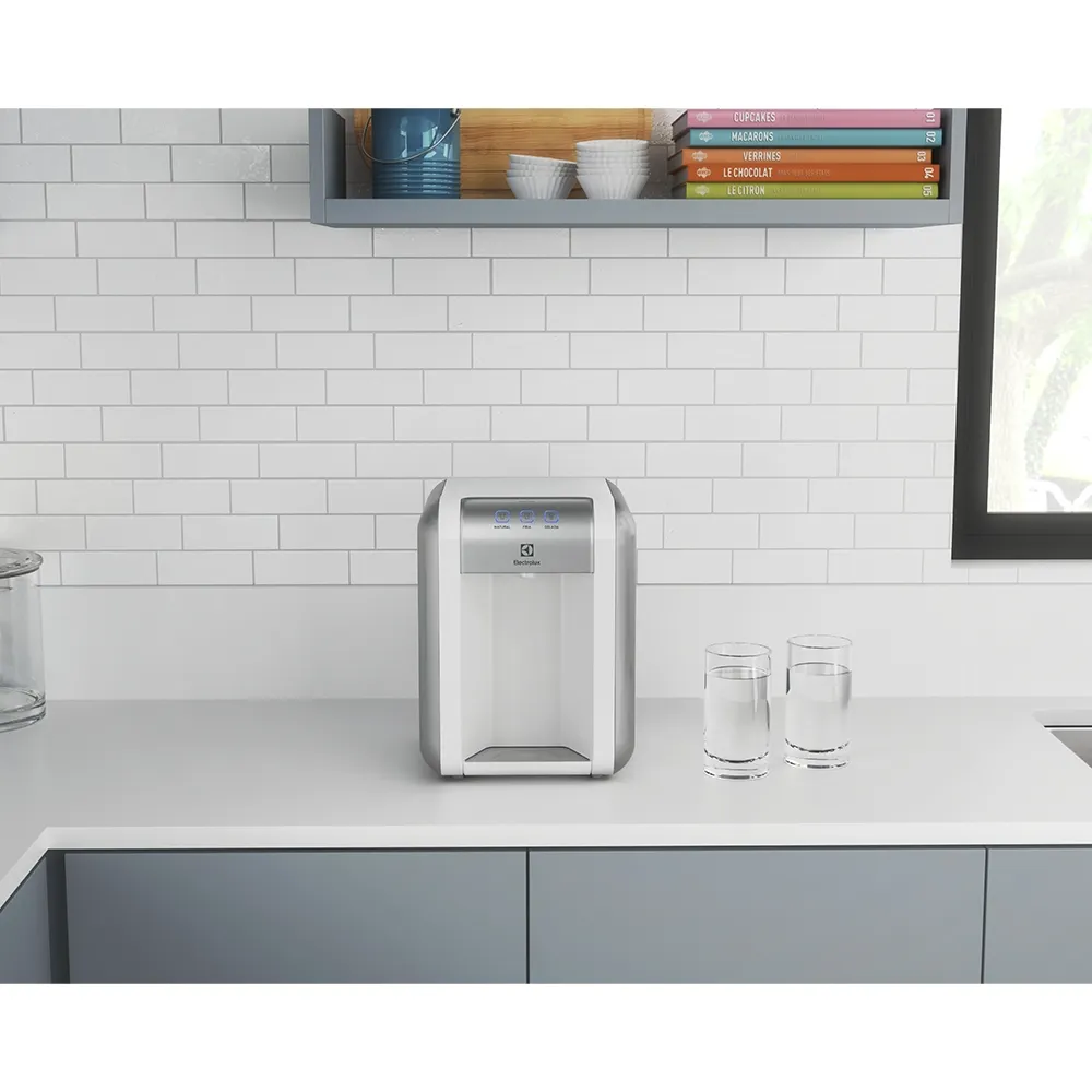 Purificador Electrolux Eletrônico Compacto Efficient Painel Digital Bivolt Branco (PE11B)